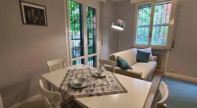 La Casa Bianca, Забронировать Апартаменты/квартира Отели Пармы с парковкой, рядом с Мавзолей  Санта Мария делла Стекката, Парковка