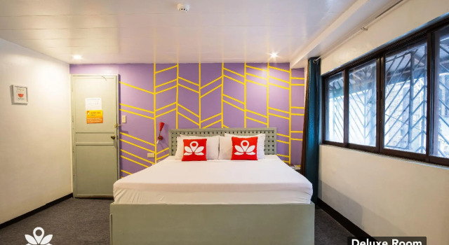 Номер Deluxe ACME Inn Subic