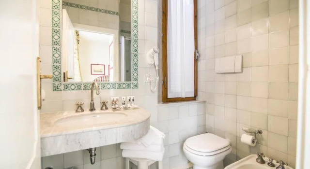 Четырёхместный номер Standard Hotel Italia