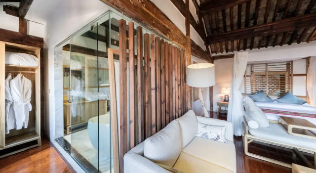 Люкс Luxury Dali Old Courtyard Boutique Inn