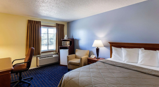 Dragonfly Inn & Suites, Reserva ahora Hotel Hoteles en Nebraska con aparcamiento, Aparcamiento