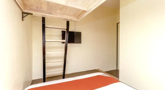 Трёхместный люкс OYO 778 Bmw 2 Hotel