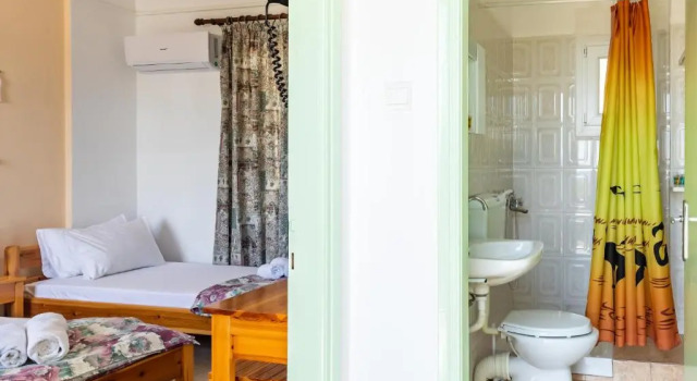 Stafylos Rooms