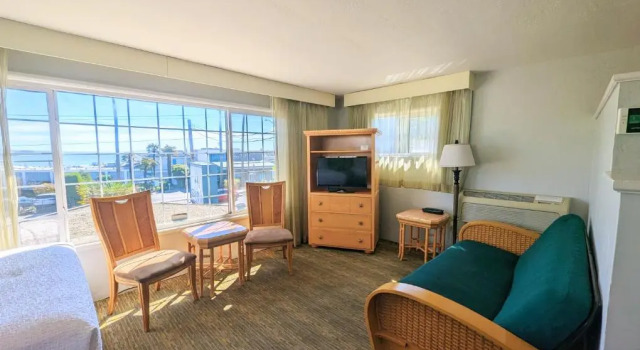 Полулюкс с видом на океан Seaway Inn