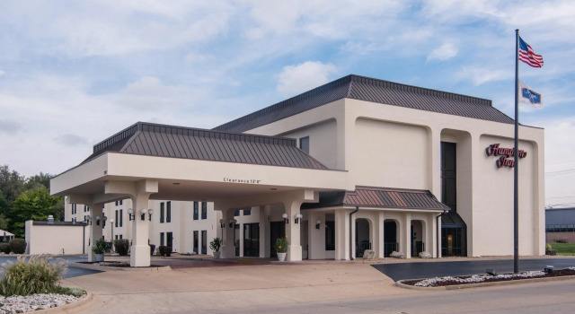 Двухместный люкс c 1 комнатой Hampton Inn Joplin