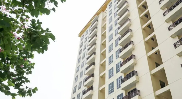 Big and Cozy 3BR Apartment Lucky Tower Residence, Book Apartment Jakarta Jakarta Province