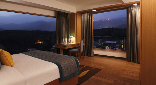 Lemon Tree Hotel, Dehradun, Book Hotel Rājpur Uttarakhand