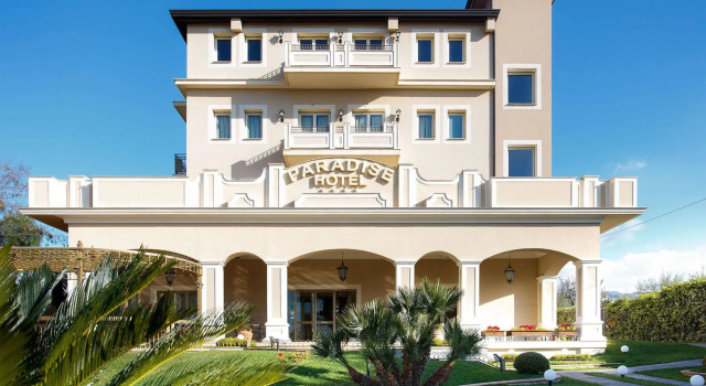 Hotel Ristorante Paradise, Book Hotel Hoteller i Etna med pool, Swimmingpool