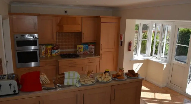 The Heights Bed  Breakfast, Buchen Sie Hotel Rangeworthy England