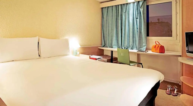 Двухместный номер Standard ibis Chambery
