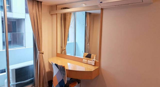 6D - 3 Bedroom Downtown Apartment With Shared Pool