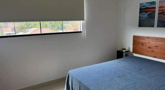 Surpreendente apto, 290 metros da praia!
