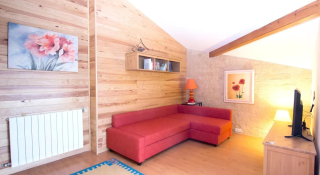 Apartment With 2 Bedrooms in Collonges-sous-salève, With Wonderful Mountain View, Shared Pool, Enclosed Garden - 5 km From the Slopes, Забронировать Апартаменты/квартира Коллонж-су-Салев Geneva-French Side