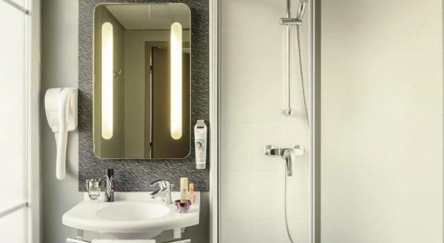 Двухместный номер Standard ibis Levallois Perret
