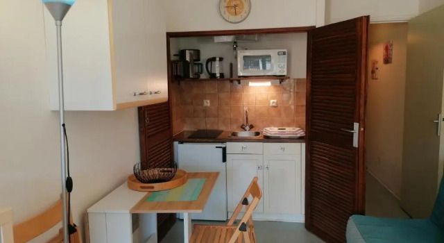 Студия agréable studio avec terrasse à150m de la plage