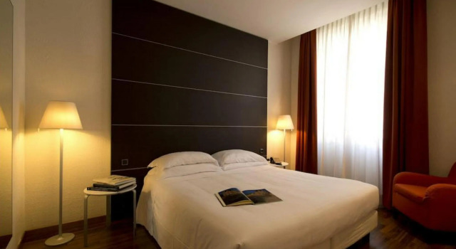 Номер Standard Отель Indigo Turin