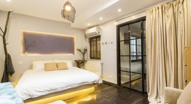 Апартаменты Shanghai Wonderoom Lane house Tianzifang