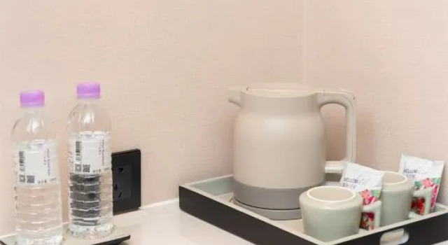 Люкс Deluxe Lavande Hotel  Guangzhou Huadu Sunac Cultural Tourism City Baiyun International Airport Branch
