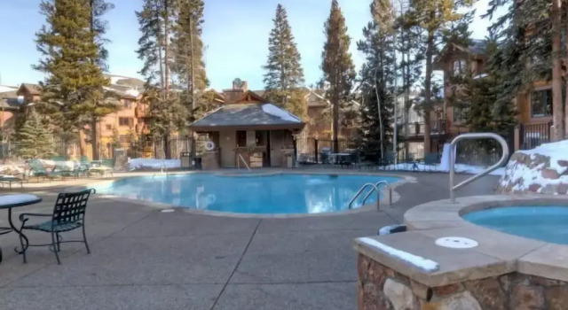 Номер Standard Luxury 1 Bedroom Mountain Vacation Rental in Breckenridge With Access to a Hot Tub and Heated Garage Parking