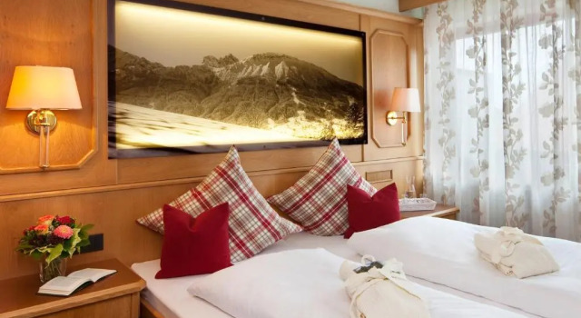 Standart çift kişilik oda Hotel Berghof