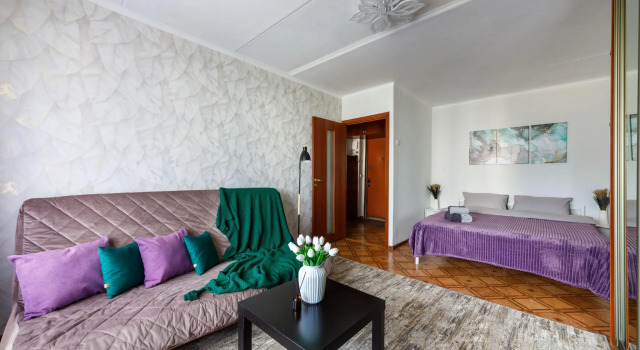 Bright studio apartment 3 minutes from Aminevskaya metro station, Book Apartment Moscow Russia