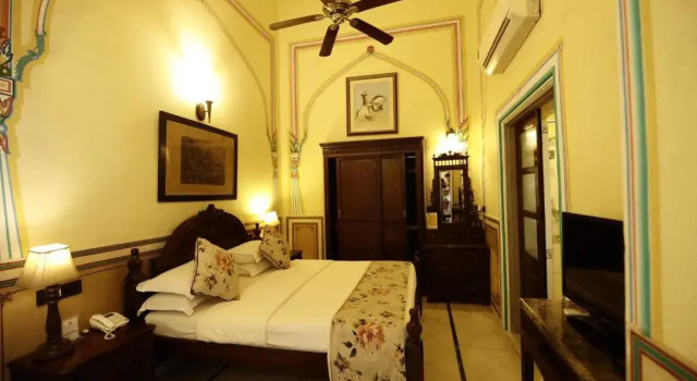 Номер Classic Hotel Narain Niwas Palace