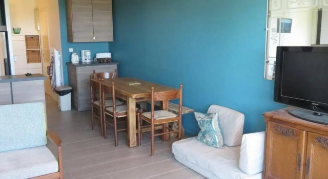 Appartement Bormes-les-Mimosas, 4 pièces, 6 personnes - FR-1-610-31