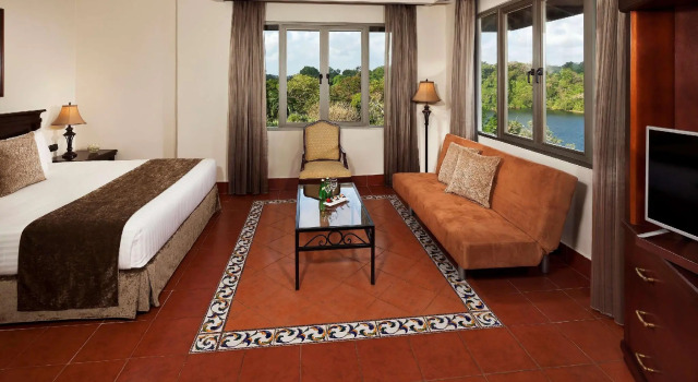 Номер Premium Hotel Melia Panama Canal