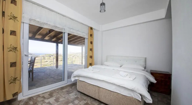 Peaceful House With Private Beach in Gumusluk, Rezerwuj Hotel Gumusluk 