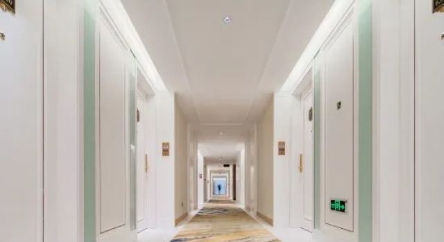 Vienna International Hotel (Guyi New Town Wine Street), Забронировать Отель Отели Гулинь 3 звезды, 3*