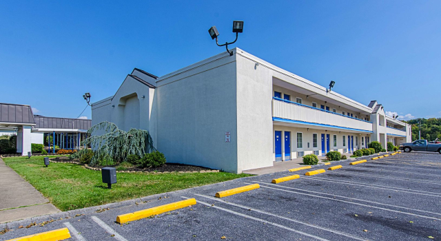 Motel 6-Staunton, VA, Prenota Motel Staunton 