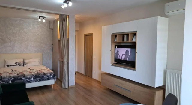 Glamour Studio, Varaa Hotelli Oradea 