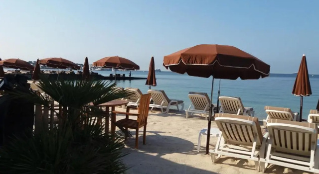 Апартаменты STUDIO 3mn A PIED DE LA PLAGE AVEC TERRASSE