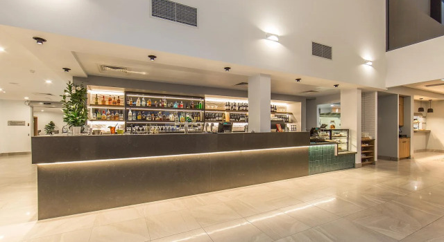 Best Western Plus North Lakes Hotel, Book Hotel Hoteller i Brisbane Region med pool, Swimmingpool