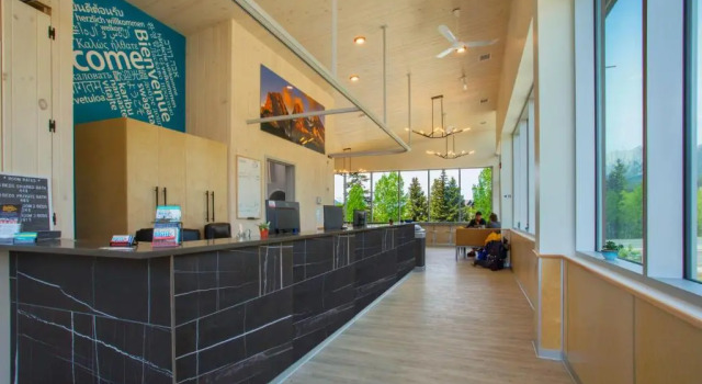 Canmore Downtown Hostel, Prenota Ostello Hotel a Canmore con parcheggio, Parcheggio