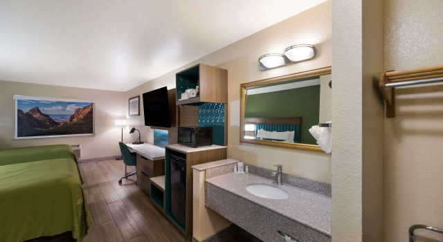 Camera quadrupla Standard Quality Inn Alpine