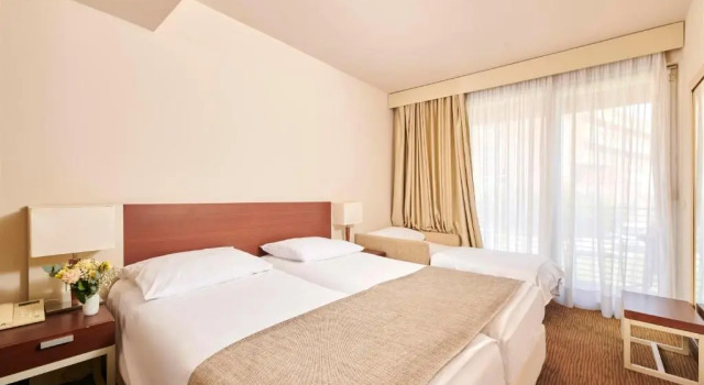 Номер Classic с балконом Hotel Albatros Plava Laguna