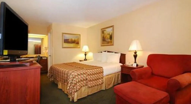Camera Standard Quality Inn Decatur River City
