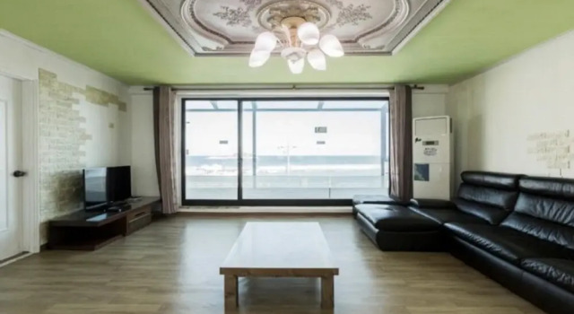 Goseong Haemaru Pension, Rezerwuj Hotel Hotele w Gangwon-Do z parkingiem, Parking