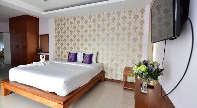 Номер Deluxe с балконом Kaewfathip Apartment