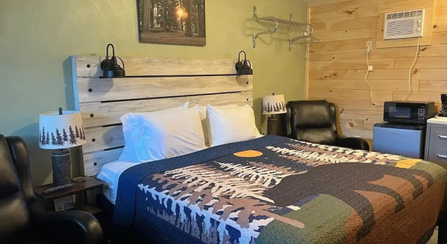 Deluxe Zimmer Cedars Motel