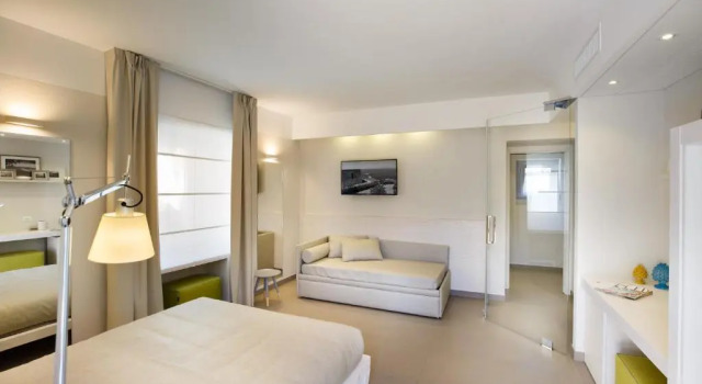 Четырёхместный номер Superior MelRose Relais