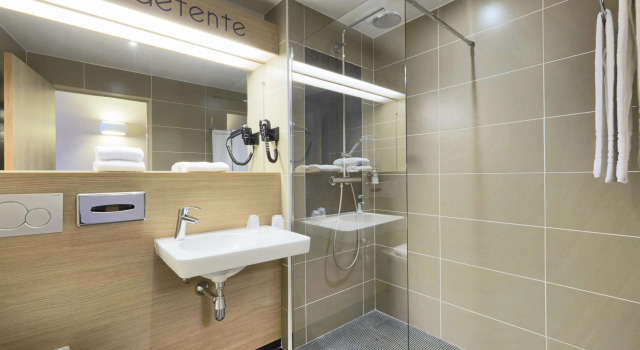 Трёхместный номер Standard Kyriad Angers Ouest Beaucouzé