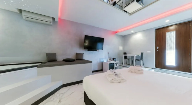 Comola Luxury Suite, Забронировать Отель СПА-отели Неаполя, рядом с Mergellina Metro Station, SPA-услуги
