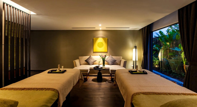 Двухместный номер Standard с видом на бассейн Crowne Plaza Vientiane by IHG