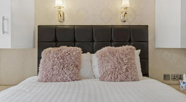 Luxury Entire Apartment, Central City Centre 1, Newly Refurbished, Varaa Huoneisto Asunnot kohteessa Merseyside, Huoneisto