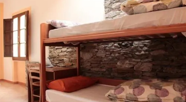 Pania forata hostel, Забронировать Хостел Стаццема 