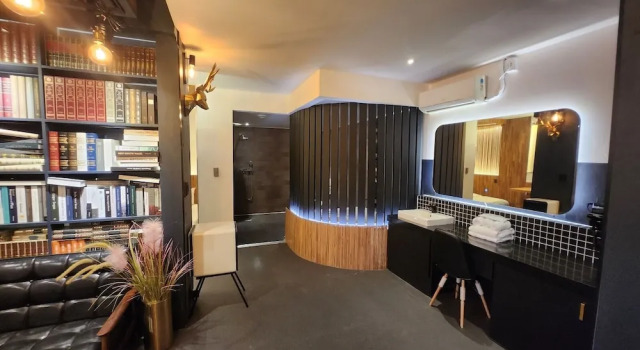 Camera Business R Hotel