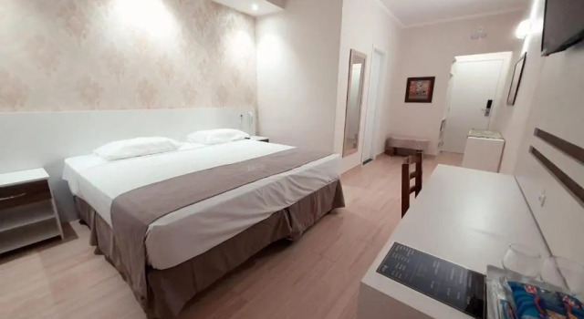 Номер Deluxe Charles Hotel