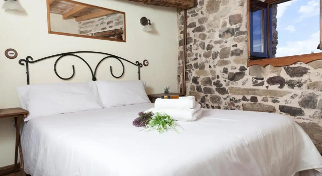 La Rosa Del Agua, Book Hotel Molinaseca El Bierzo